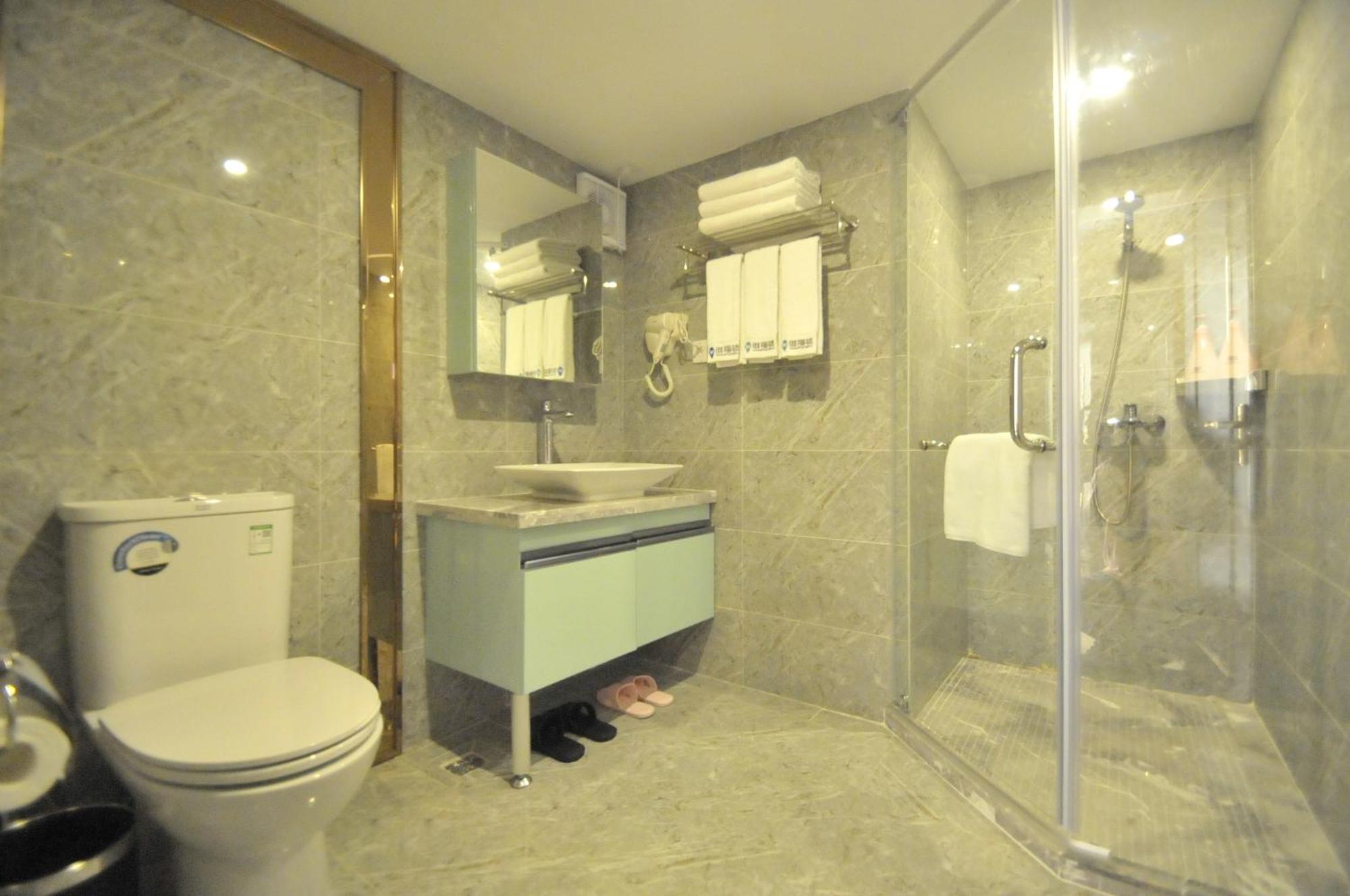 Waifiden Duplex Hotel Apartment Zhongyong Jinyu Branch-Free Shuttle Bus During The Canton Fair Bagian luar foto