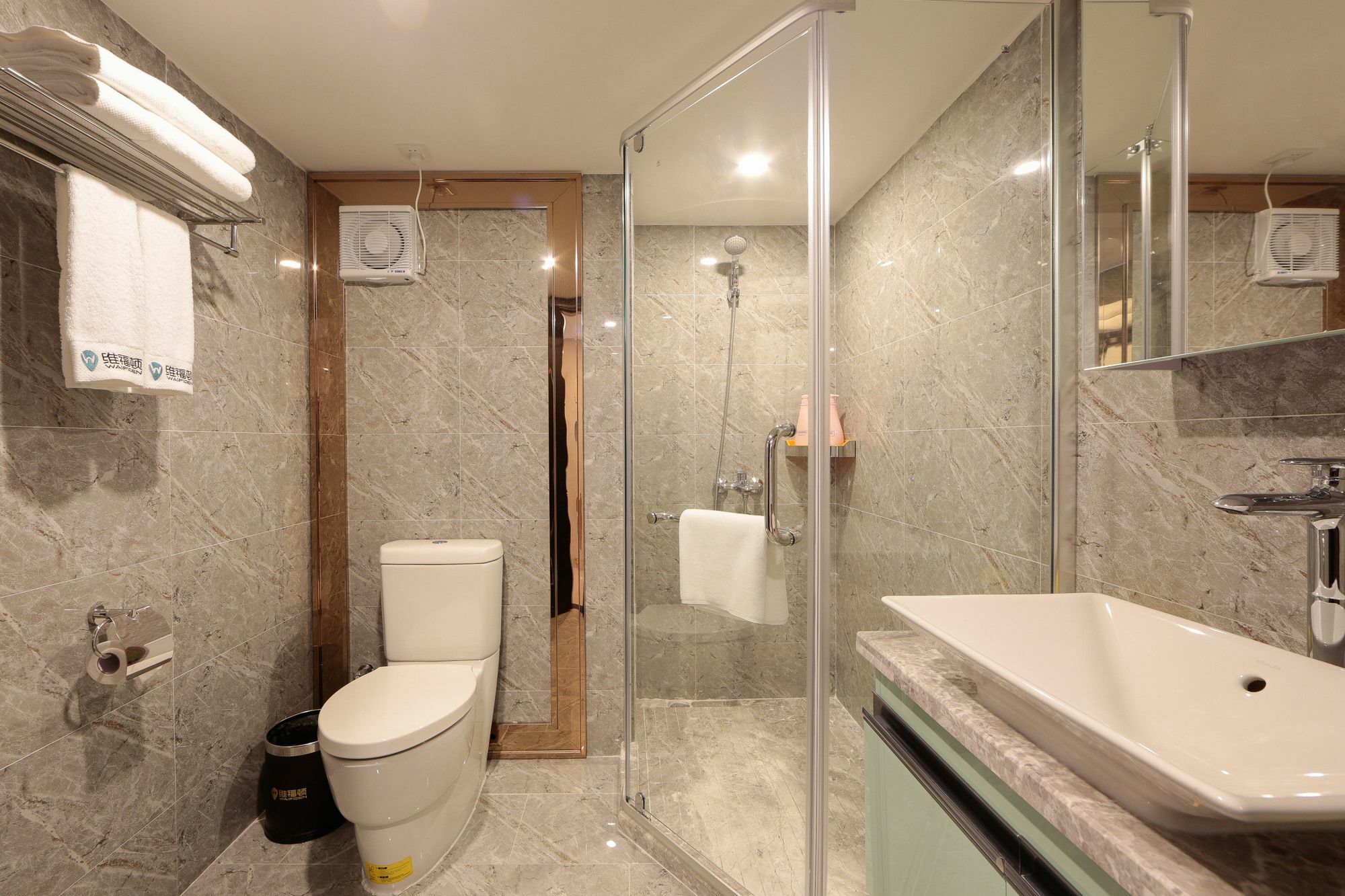 Waifiden Duplex Hotel Apartment Zhongyong Jinyu Branch-Free Shuttle Bus During The Canton Fair Bagian luar foto
