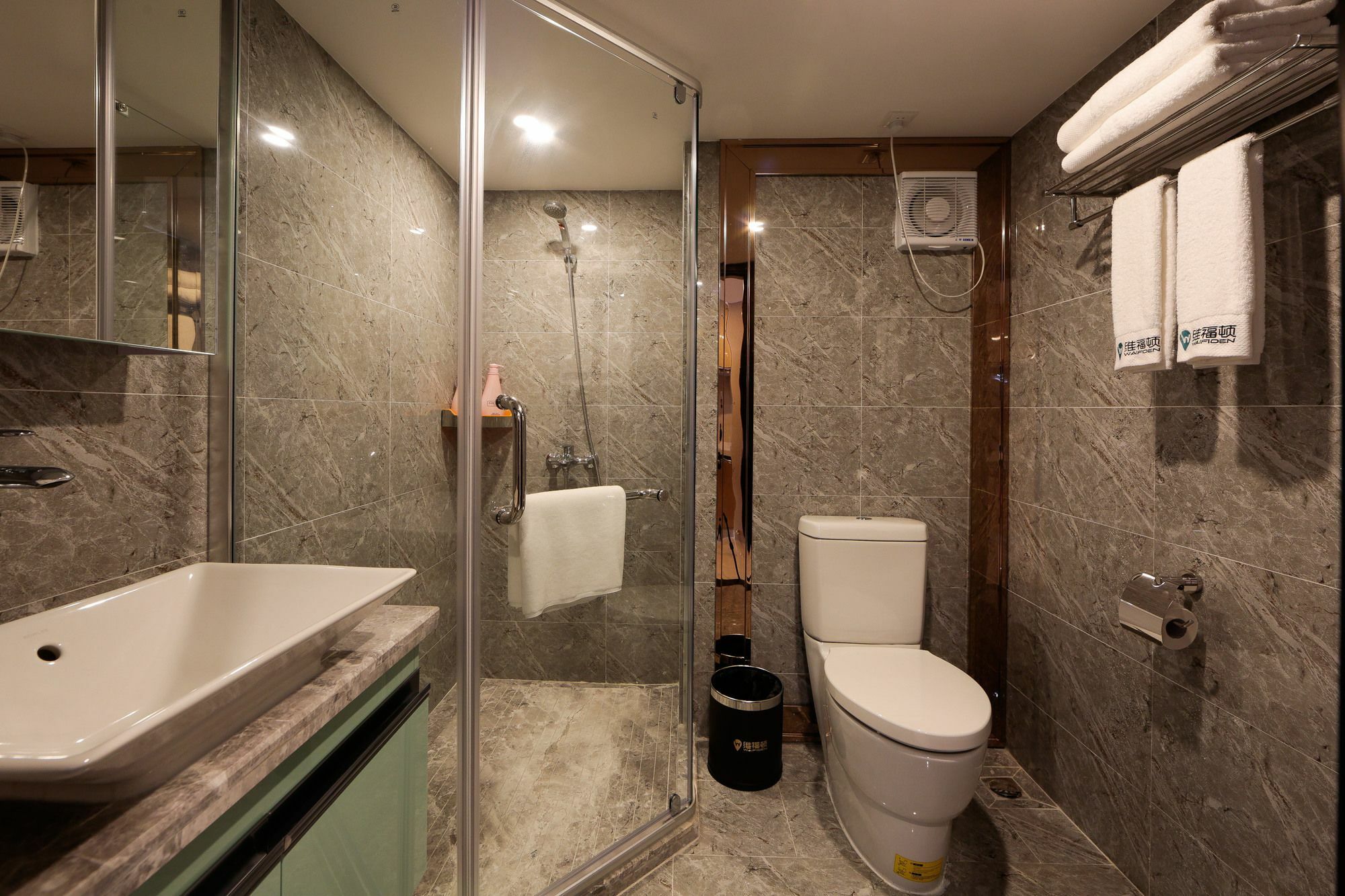 Waifiden Duplex Hotel Apartment Zhongyong Jinyu Branch-Free Shuttle Bus During The Canton Fair Bagian luar foto