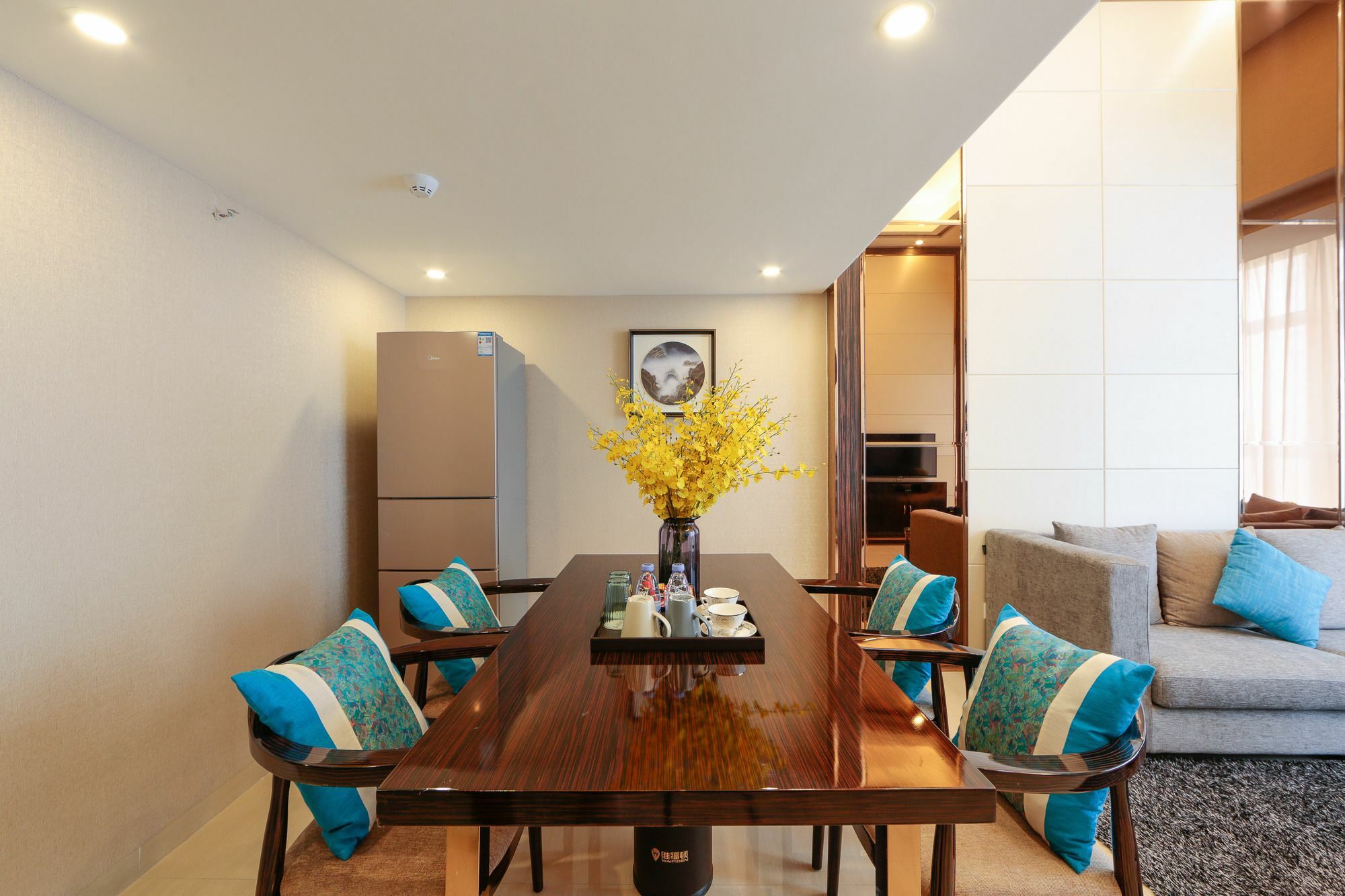 Waifiden Duplex Hotel Apartment Zhongyong Jinyu Branch-Free Shuttle Bus During The Canton Fair Bagian luar foto
